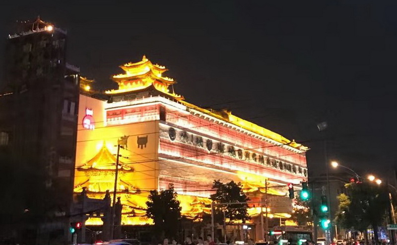 《郑州古玩城的博物馆》&mdash;&mdash;2019年古玩市场印象之三