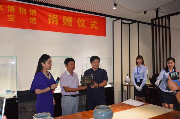 钧瓷大师王建伟百件获奖作品展在郑州举行