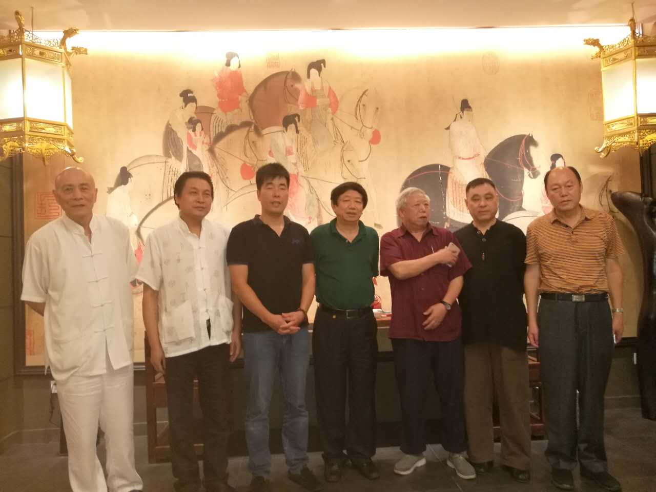 调研商会换届工作 为沉香研究会的专职秘书长负责制点赞