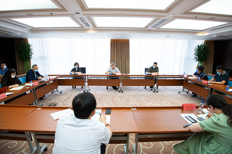 樊友山主持召开&ldquo;助力甘肃、云南脱贫攻坚&rdquo;专题研讨会