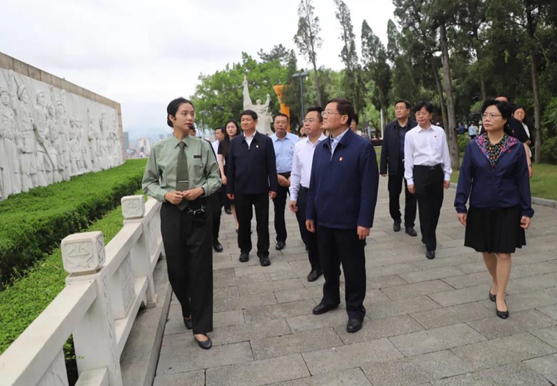 徐乐江在广西调研时强调要引领民营经济人士 赓续红色精神 投身科技创新 参与乡村振兴