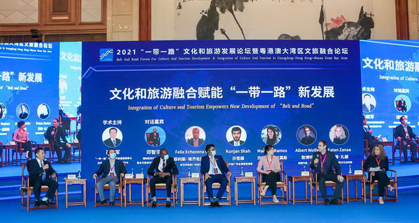 曾经走向国际、为红木家具代言的国货红木品牌——北京太和木作和深圳美联红木亮相2021“一带一路”文化和旅游发展论坛 曾经走向国际、为红木家具代言的国货红木品牌——北京太和木作和深圳美联红木亮相2021“一带一路”文化和旅游发展论坛
