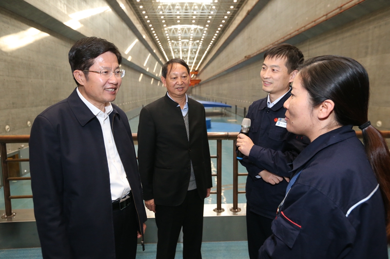 高云龙在湖北调研时强调 民营企业要为推动长江经济带高质量发展再立新功再创佳绩