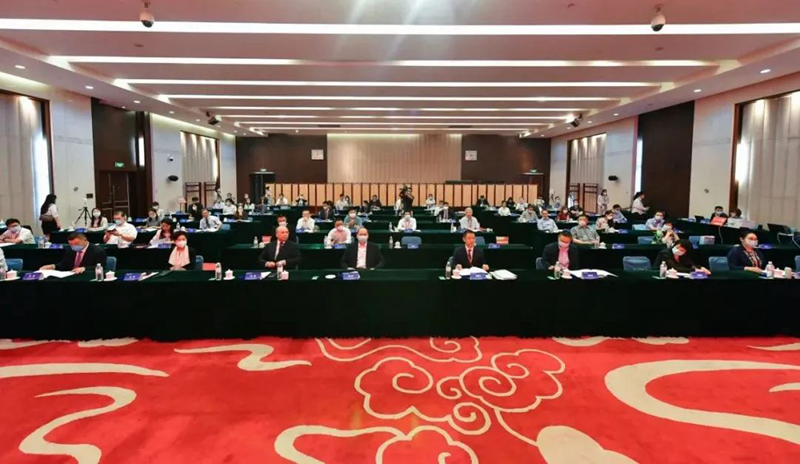 邱小平出席中国民营经济国际合作商会第三次会员大会并讲话